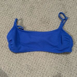 xhilaration bikini top with adjustable straps and area to add pads